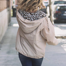 Load image into Gallery viewer, Leopard Peekaboo Windbreaker
